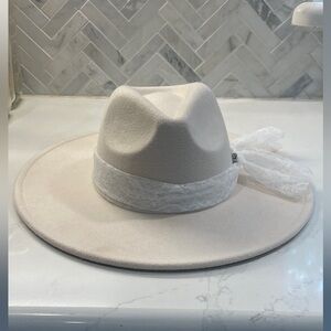 Cream Wide Brim Hat Women Flea Style Neutral  Boho